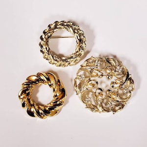 Vintage Gold Wreath Brooches Lot of 3 Sarah Coventry AAI
