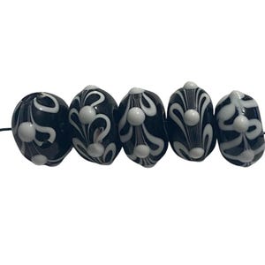 5-Lampwork Black and white  beads,  black and white dotted beads, polka dotted Rondelle beads,unique Lampwork beads, 407, Ships USA