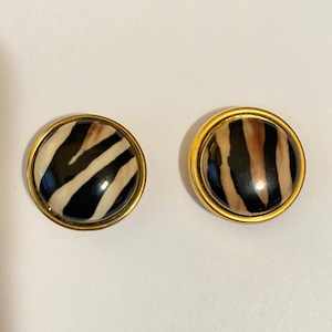 Vintage Animal Print  Button cover, Retro style gold button cover, vintage rhinestone button cover,vintage jewelry  supplies-ships USA