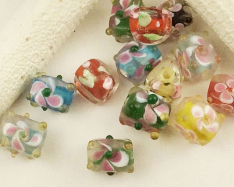 colorful glass beads 10-Lampwork dotted cubes multi-colored Lampwork glass,polka dot cubes unique Lampwork beads,L161 SALE Ships USA