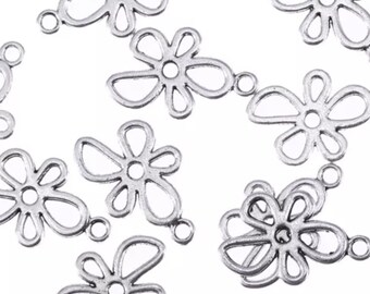 One Antik Silber 20 mm Charme, Blumen Perlen, Blumen Charme, Handwerk antikem SilberAntik Silber Charms, Retro Blume Charme, 423 Ships USA