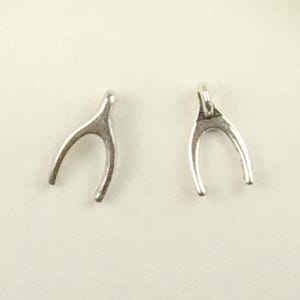 One Wish Bone charms, 17mm Charms, craft antique silver, wish bone silver charms, silver bracelet charms, 412 Ships US