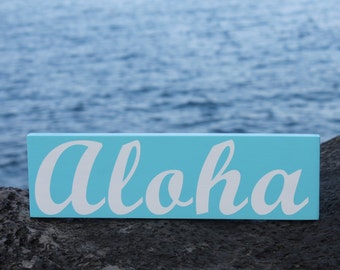 Aloha wood sign