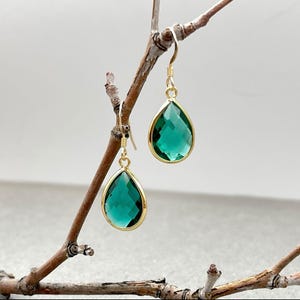Teardrop Emerald Green Cz Stone Dangle Earrings, Zirconia Gold Drop Earrings, Elegant Boho Crystal Earring, Classic Bohemian Elegant Earring