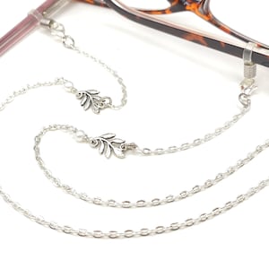 Eyeglasses Chain - Silver Necklace - Leaf Necklace - Pearl Necklace - Eyeglass Holder Necklace - Reading Glasses Chain - Eyeglasses Necklace