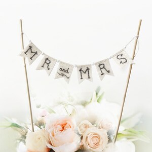 Mr. & Mrs. Personalized Cake Topper, Rustic Wedding Cake Topper, Rustic Cake Banner,Wedding Cake Topper, Wedding Cake Banner, Shabby chic