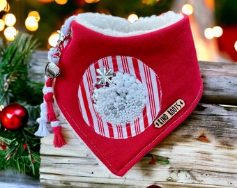 Christmas dog bandana snowglobe - dog bandana - Christmas dog bandanas - Winter dog bandanas - Warm dog bandanas - Cat bandanas - Dog gifts