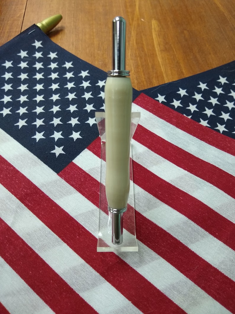 Dual sided seam ripper made from Faux Ivory acrylic