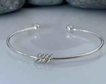 Silver 40th birthday bracelet. 40 birthday gift. 40th birthday gift for women. 40th bracelet. 40th bangle. Birthday jewellery