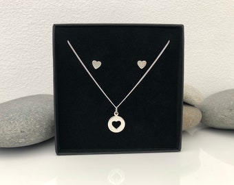 Heart Jewellery Set. Heart Pendant and Earrings Set. Silver heart necklace. Heart earrings. Heart jewellery set. Heart necklace