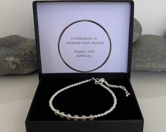 Geburtstagsarmband Silber 60. 60.Geburtstag Geschenk. 60er Jahre Geschenk für Frauen. Juni Geburtsstein Armband. Perlenarmband. 60er Jahre Armband