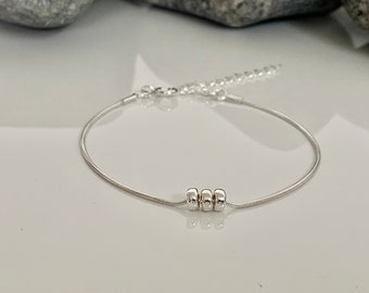 Silver 30th birthday bracelet. 30th birthday gift. 30th birthday gift for women. Sterling silver 30th bracelet