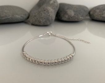 18th birthday bracelet. 18th birthday gift. Special birthday present. 18th birthday gift for girls. Milestone Jewellery. 18th gift
