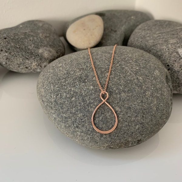 Rosegold Infinity Anhänger. Anhänger Rosegold. Infinity Schmuck. Unendlich Halskette. Unendlichkeit Anhänger