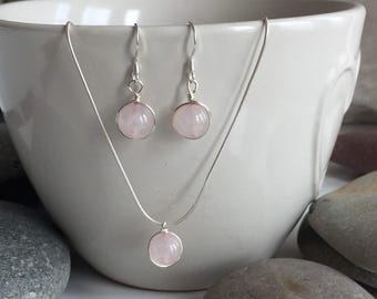 Rose quartz necklace and earring set. Sterling Silver and rose quartz jewellery set. Rose quartz jewellery. Rose quartz necklace.