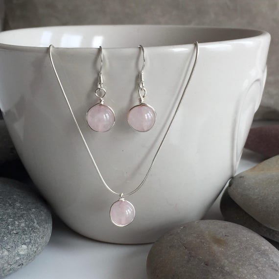 Rose quartz necklace and earring set. Sterling Silver and rose quartz jewellery set. Rose quartz jewellery. Rose quartz necklace.