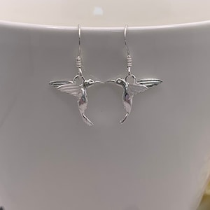 Sterling silver bird earrings. Dangle bird earrings. Silver bird earrings. Bird earrings. Mother&#39;s Day Gift. Gift For Her
