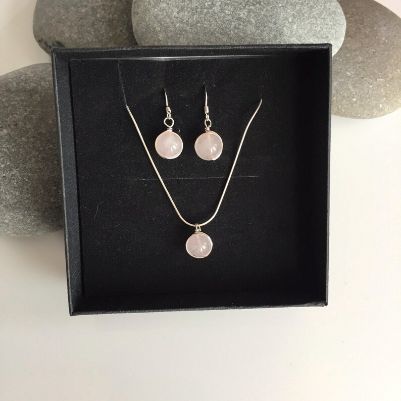 Rose quartz necklace and earring set. Sterling Silver and rose quartz jewellery set. Rose quartz jewellery. Rose quartz necklace. image 7