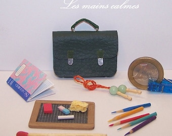 Cartable MINIATURE avec ardoise, corde à sauter et accessoires« Fait main (les miennes !) »