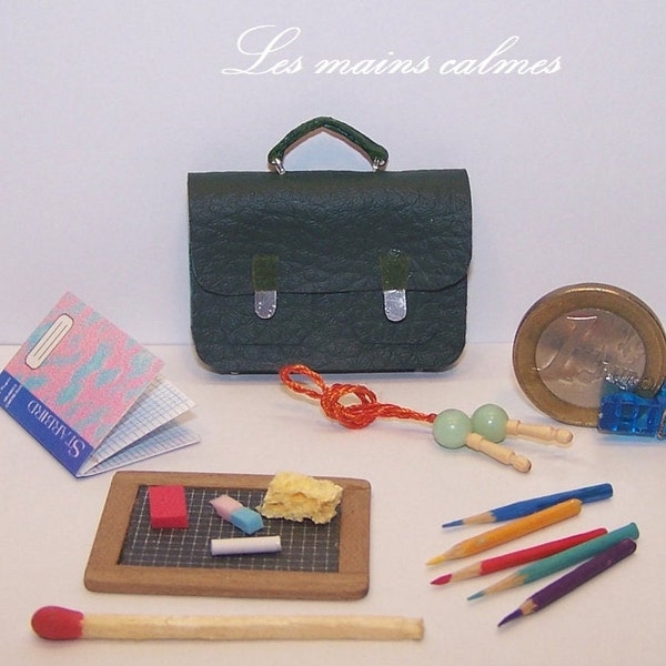 Cartable MINIATURE avec ardoise, corde à sauter et accessoires« Fait main (les miennes !) »