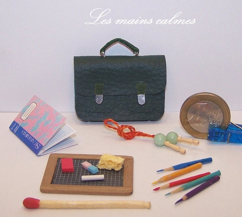 Cartable MINIATURE avec ardoise, corde à sauter et accessoires Fait main les miennes image 1