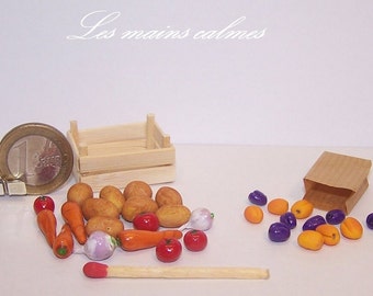 Lot crate of vegetables and bag of miniature fruits 1.12th and 1.10th "Handmade (mine!)"