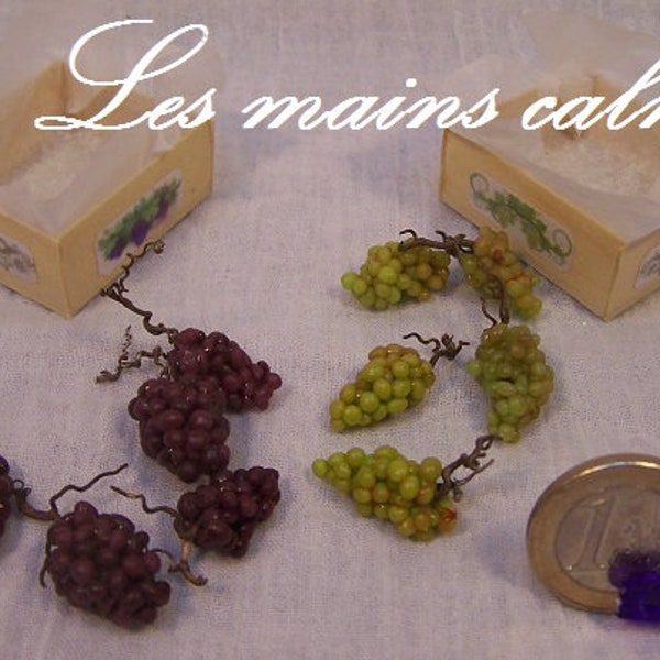 Grappes de raisin miniatures en cagette " Fait main " ( les miennes! )