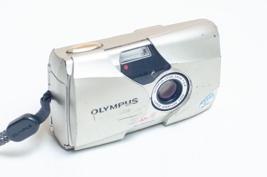 OLYMPUS μ II フィルムカメラ シルバー　オリンパス　ミュー　mju Olympus mju 2 - Etsy 日本