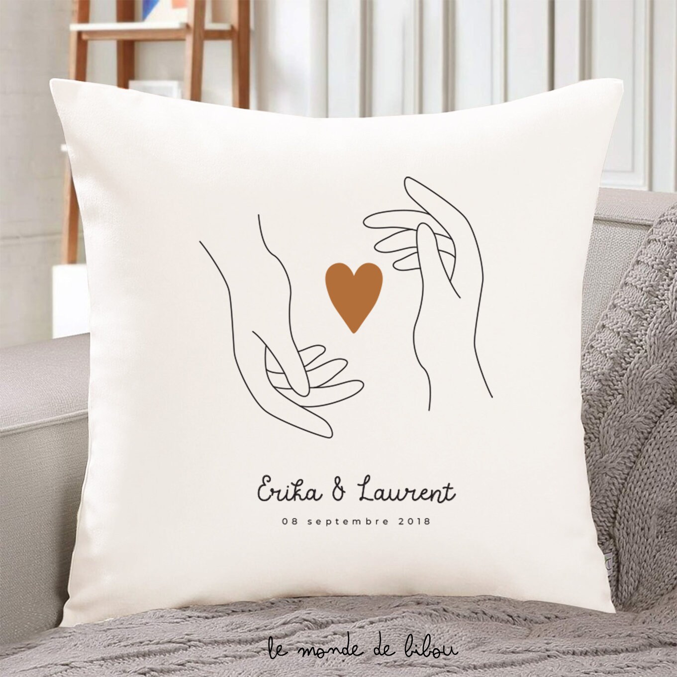 Coussin Couple Personnalisé Mains sur Le Coeur