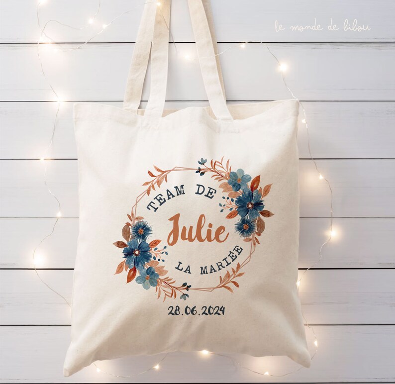 T-shirt enterrement vie de jeune fille personnalisé t-shirt team mariée ou encore sac tote bag team mariée EVJF couronne de fleurs Sac tote bag