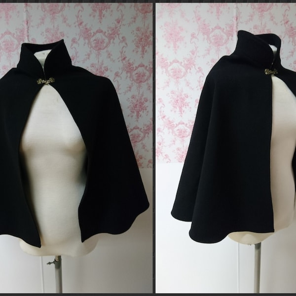 cape capelet shrug with collar / capelet wool / cloak woolen / woolen cape / medieval cape / victorian dickens cape / larp / steampunk