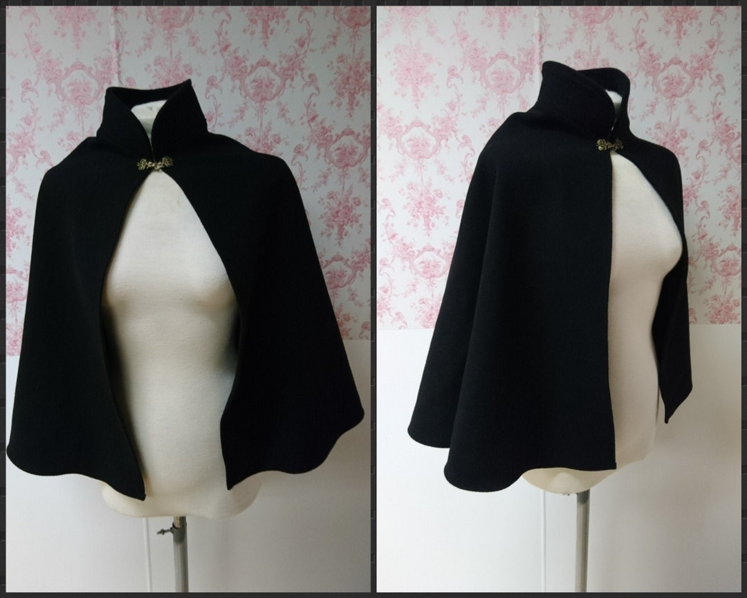 Cape Capelet Shrug With Collar / Capelet Wool / Cloak Woolen / Woolen