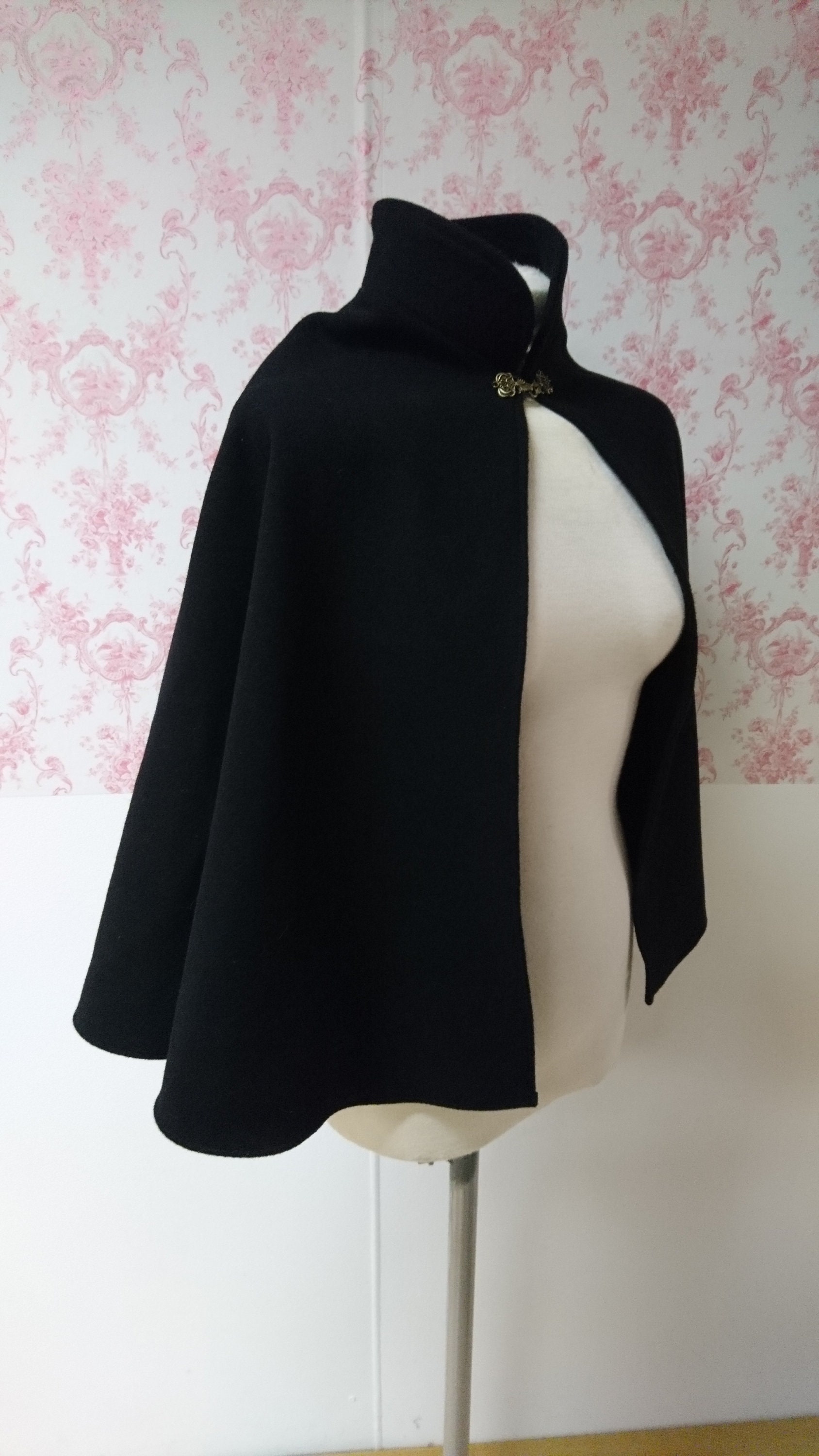 Cape Capelet Shrug With Collar / Capelet Wool / Cloak Woolen / | Etsy