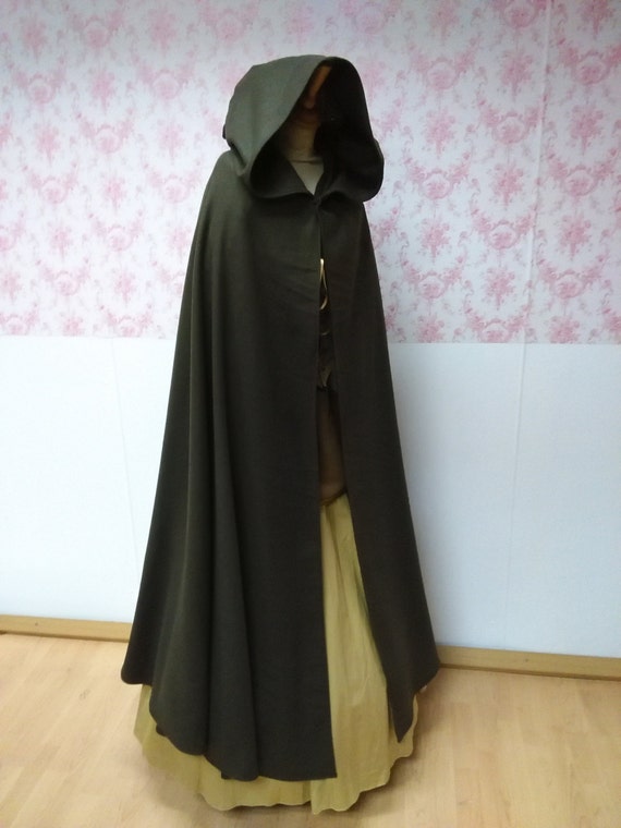 Brown Hooded Cape / Hooded Cloak Woolen / Outlander | Etsy