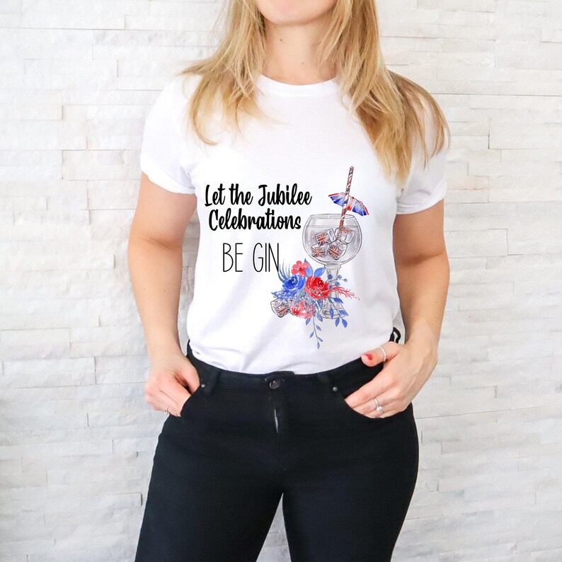 Queen Elizabeths Platinum Jubilee, Platinum Jubilee T-Shirt, Jubilee Souvenirs, Queen Elizabeth II Platinum Jubilee 2022, Queens Platinum 