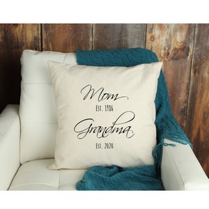 Mother&#39;s Day Gift, Pillow Cover, Gift for her, Family Names Throw Pillow Cover, Personalized Mother&#39;s Gift, Grandma Gift
