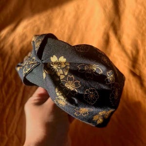 Kanazawa Black & Gold Japanese graphic Sakura Headband