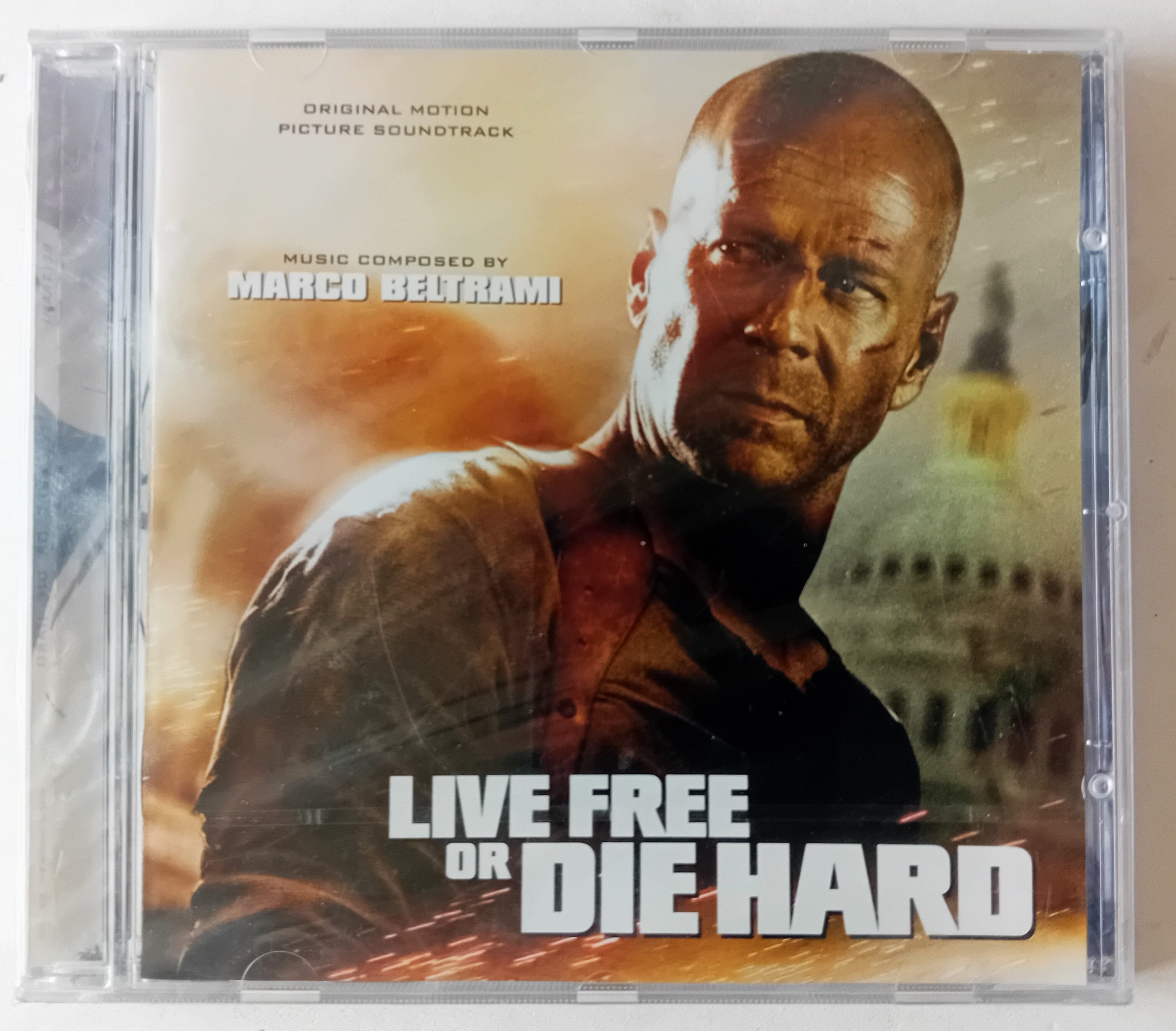 ダイ・ハード4.0 オリジナルサウンドトラック CD、マルコ・ベルトラミ