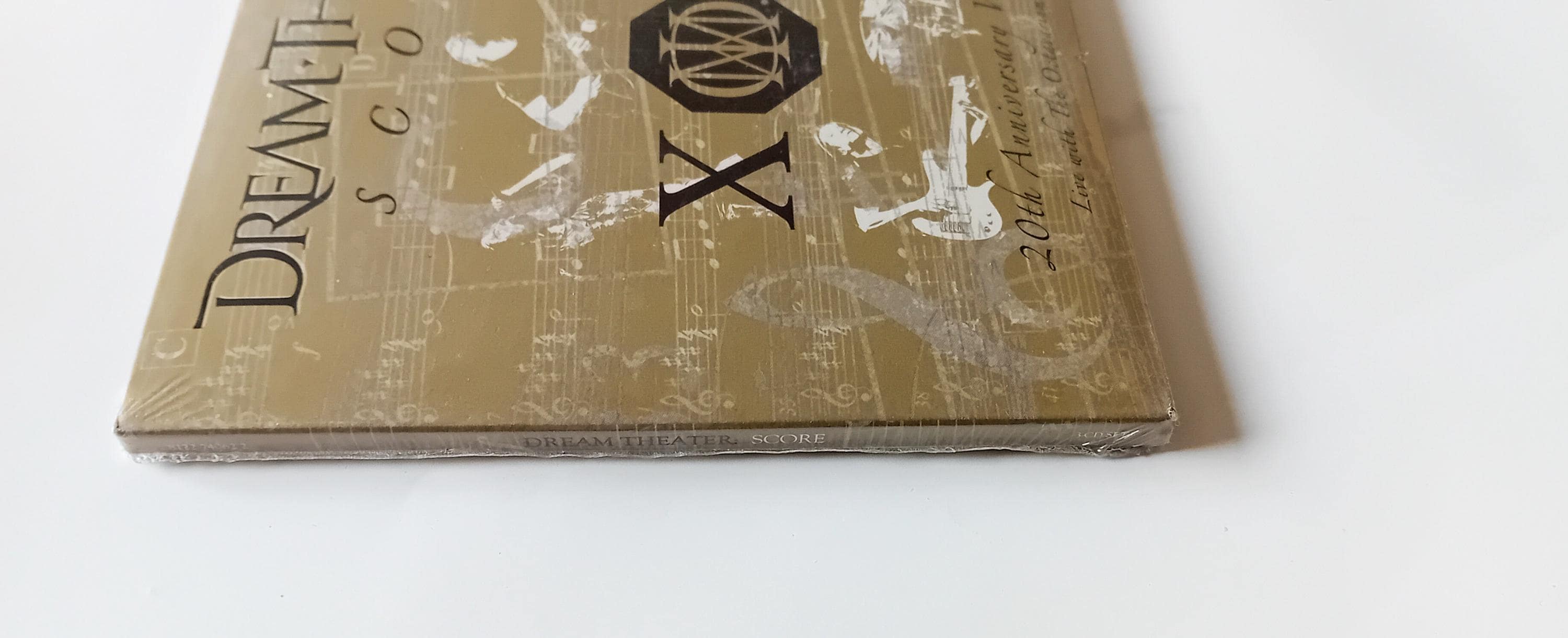 ドリーム・シアター　スコア　　SCORE 20TH ANNIVERSARY Dream Theater – Score (20th Anniversary World Tour) – 4 x