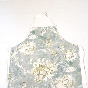 Soft Floral Apron | Kitchen Apron | Cooking Apron | Gift Apron | Women’s Apron | Garden Apron | Spring Apron