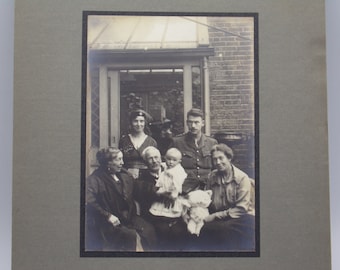 Antique Family Photograph Portrait - The Gillett Family, c.1918-1919