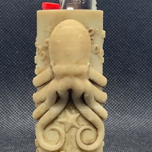 Ocean themed Octopus lighter case complete with barnacles and starfish.