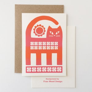 Tarjeta retro vintage de gato, serigrafiada a mano, degradado naranja-rosa, interior en blanco