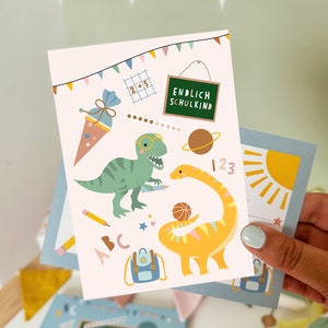 Carta per l'inizio della scuola per lo scolaretto “Dinos”.