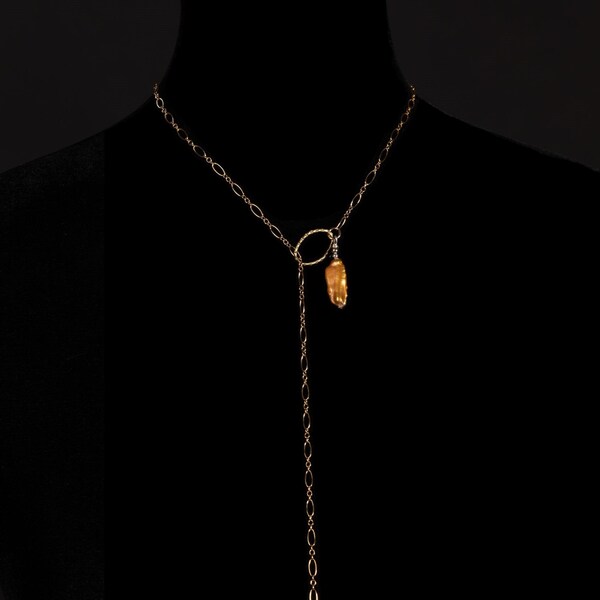 NOUVEAU! Lariat avec perles Biwa sur une longue chaîne de 36 po remplie d'or 14 carats avec votre choix de perles en or, rouge rubis ou blanc