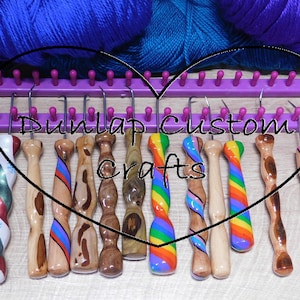 Ergonomic Knitting loom hook/handle in Natural Wood!