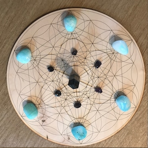 Metatron&#39;s Cube and Flower of Life Crystal Grid - Altar Decoration