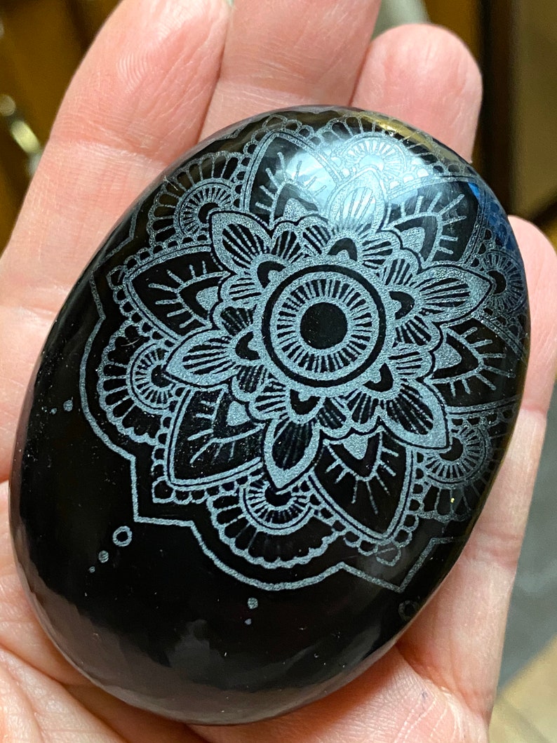 Black Obsidian Large Engraved Palm Stone Mandala Engraving Obsidian Palmstone Sacred Geometry image 3