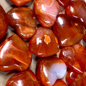 Karneol SERCA Madagaskar - 2 do 4 centymetrów Karneol Serca - Kryształ czakry podstawy - Kamień czakry sakralnej - Kryształy i kamienie lecznicze
