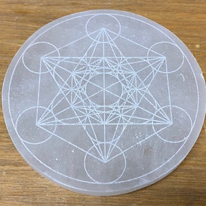 Selenite Laser Engraved Charging Platform Disc - Metatron&#39;s Cube - Sacred Geometry - Crystal Cleansing - Engraved Selenite
